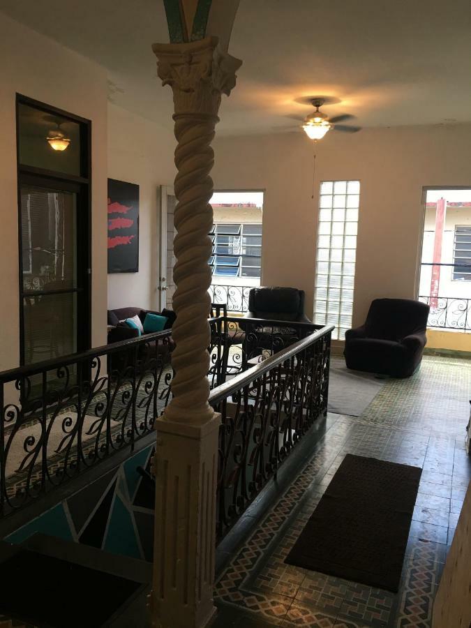 Medusa'S Hostel 아과디야 외부 사진